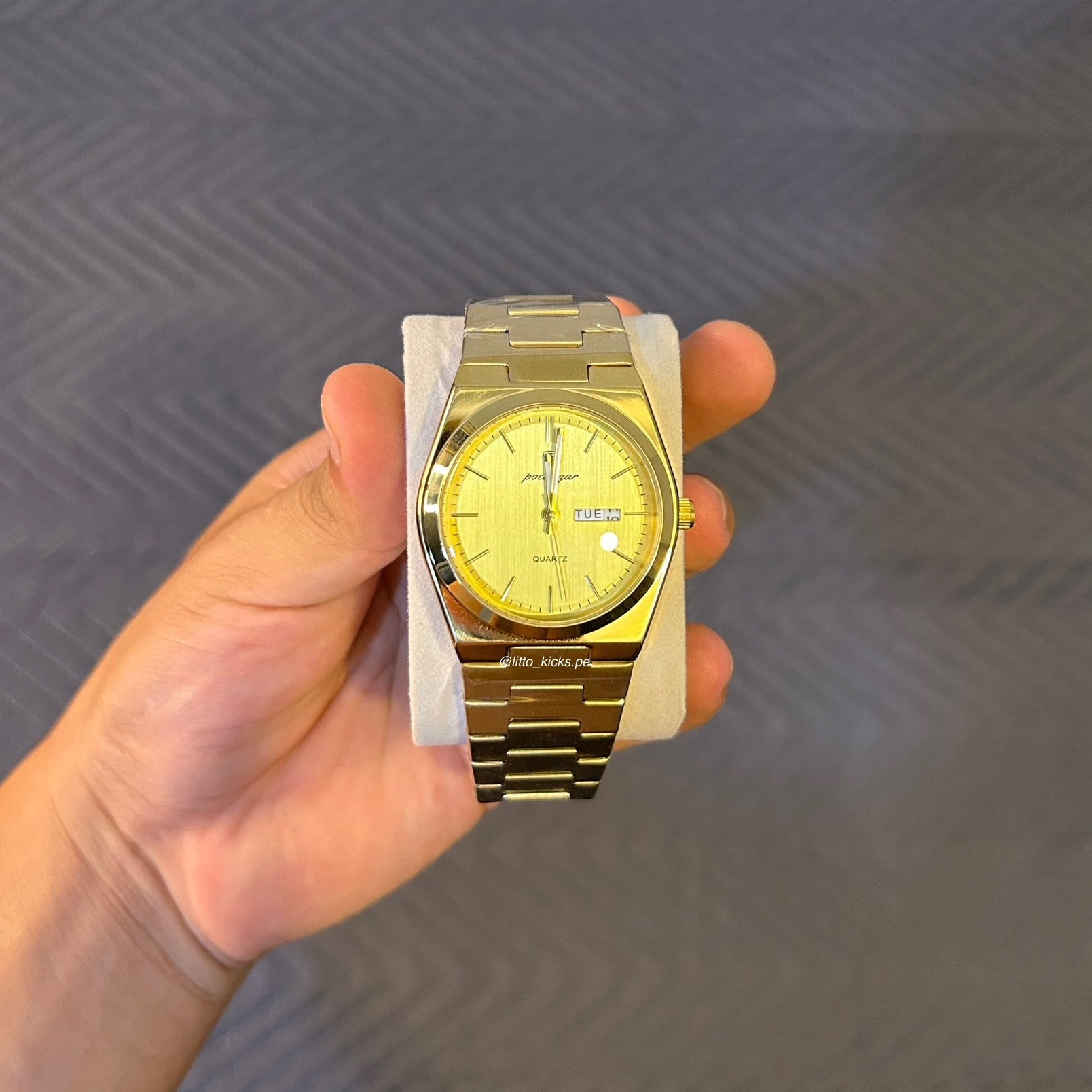 POEDAGAR DORADO - 930
