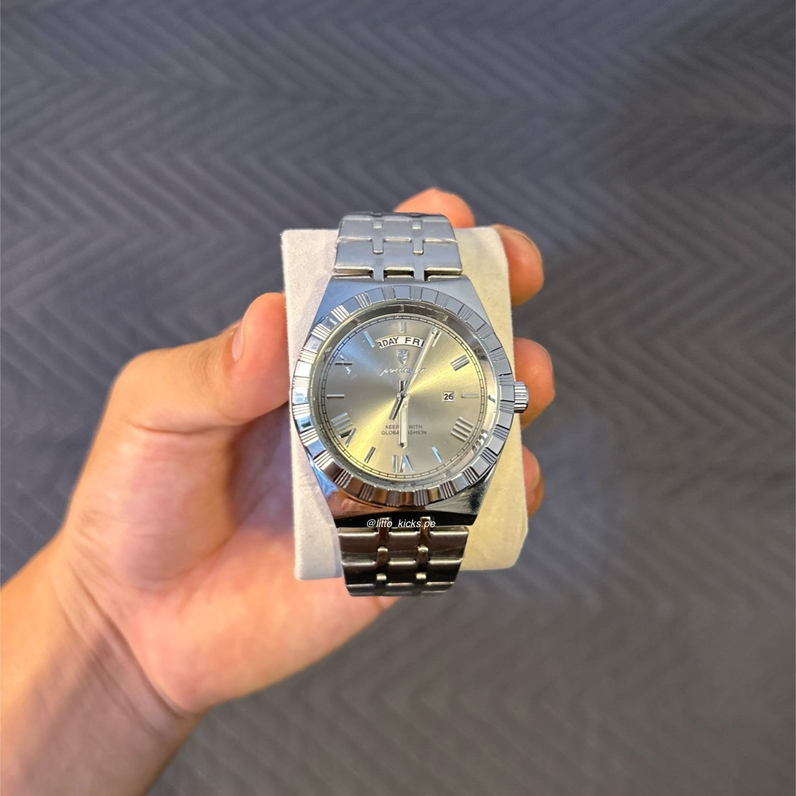 POEDAGAR CARA GRIS - 675