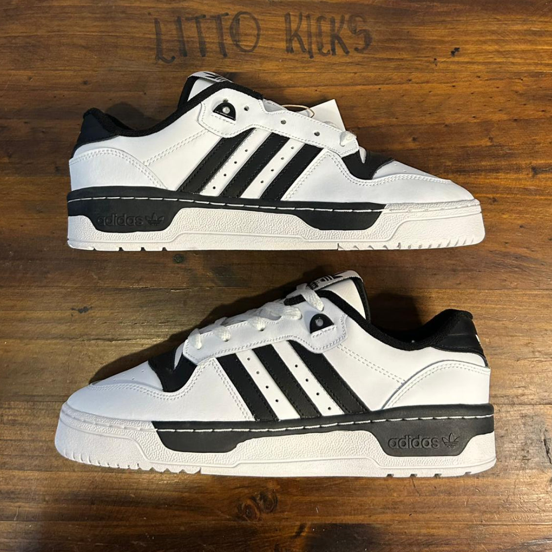 Adidas RIvalry Low Panda